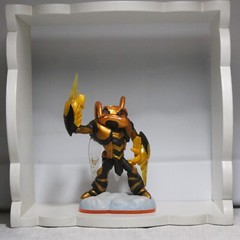 Skylanders Giants Figures and Accessories!
