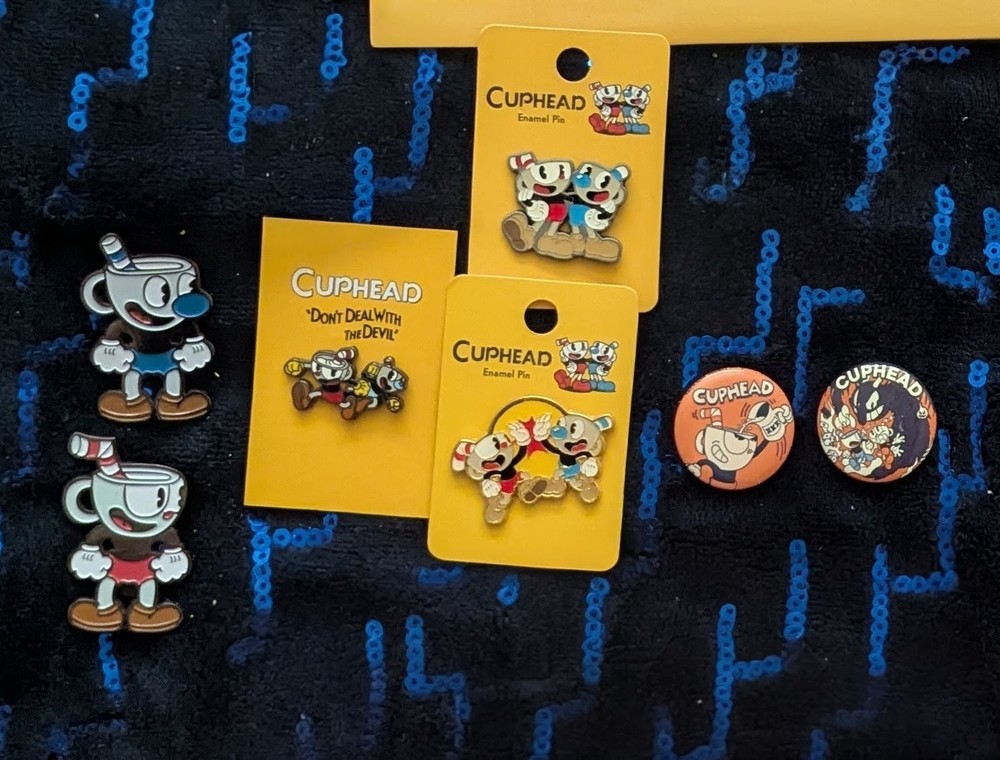 Cuphead & Mugman High Five Enamel Pin Loungefly Lot Pins & Buttons Brand New
