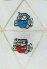 “Cuphead: Don’t Deal With The Devil” (Cuphead & Mugman) Planes Pin. “Brand New”