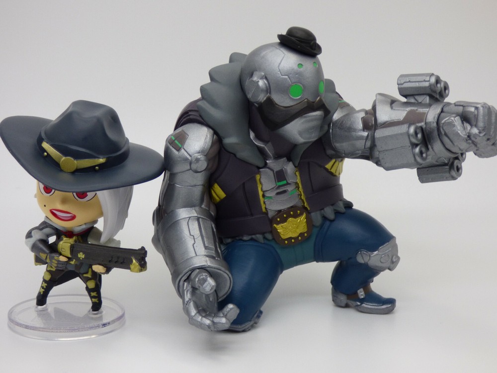 Blizzard – Cute But Deadly Vinyl Figure – Ashe and B.O.B. – OUT OF BOX