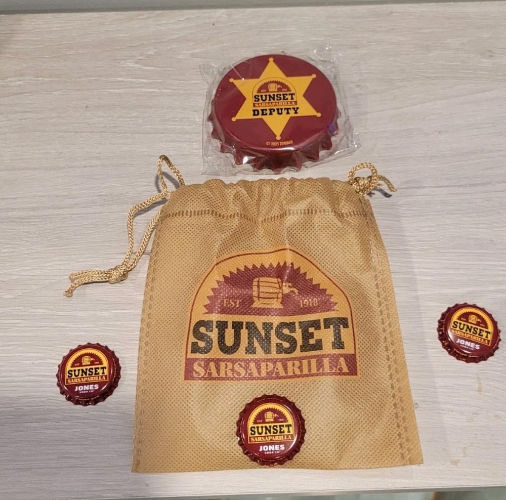 Fallout New Vegas NCR Courier Pouch Sunset Sarsaparilla Bottle Opener Caps
