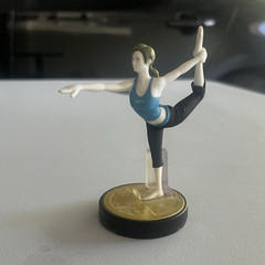 Nintendo Amiibo Wii Fit Trainer Figurine – Wii Fit