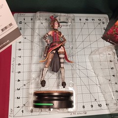 Moxxi #10 ThinkGeek Exclusive Modern Icons Statue Borderlands 3 MIB New In Box