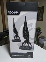 Dark Horse, Mass Effect 18” Sovereign Reaper Ship Replica #770 of 1000