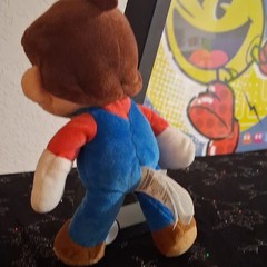 ThinkGeek Super Mario Mario Plush Doll – Super Mario Bros. 2019