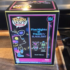 Funko Pop! Games FNAF Blacklight Foxy #954 Vinyl Figure Hot Topic Ex 2023