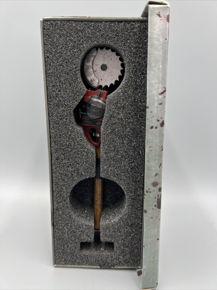 Dead Rising 3 Loot Crate Excluse Sledge Saw Sledgehammer Chainsaw Pen