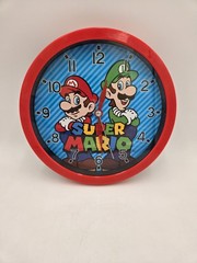 Super Mario 10″ Round Wall Clock in Open Window Box 2023 Nintendo