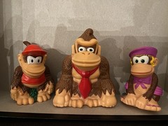 Donkey Kong Country Nintendo Power Mail Away Plastic Figure Set Diddy Dixie