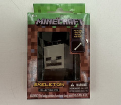 ThinkGeek Minecraft Drop Collectible Enamel Pin – Skeleton & Bone – #42871