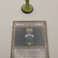 Konami Yu-Gi-Oh! Dungeon Dice Monsters Mystical Elf B2-15 Figure & Card