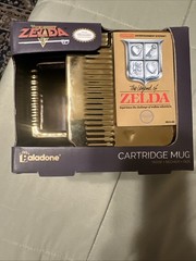 NEW THE LEGEND OF ZELDA NES Gold Game Cartridge Mug NINTENDO 27 fl. Oz. 800 ml.