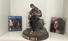 PS4 The Last of Us Part II Collectors Edition – Ellie Statue w/ game & Steelbook