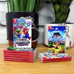 Mini Switch Game Case Keychains, Miniature Nintendo Switch, 3D Mario Gamer Gift
