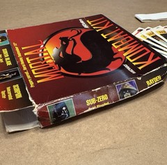 Mortal Kombat Collector’s Lot- Lunch Box, PC floppy, Kit, Cards, Coin, Buttons