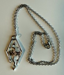 SKYRIM (The Elder Scrolls IV Oblivion) Stainless Metal Pendant With Chain & Ring
