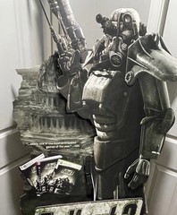 Fallout 3 PlayStation 3 Xbox 360 GameStop Promo Standee Banner Display Nintendo