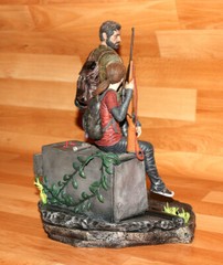 The Last of Us Post Pandemic Edition Joel & Ellie Statue PS3 Rare