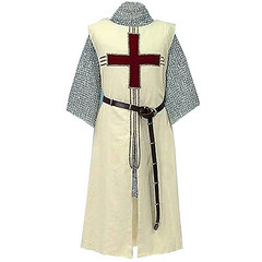 ASSASSIN’S CREED MUSEUM REPLICAS OUTFIT: ROBERT DE SABLE TUNIC NEW W/ TAGS