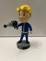 BUY ALL 7 AND SAVE ON SHIPPING 5″ Fallout Vault Boy Bobblehead 111 Series #1