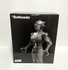 Fallout Assaultron 8″ Statue Prototype Paint Variant Limited Edition #27/200