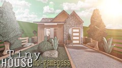 TINY BLOXBURG STARTER HOUSE NO GAMEPASS.PERSONAL BUILDER FOR CHEAP PRICE