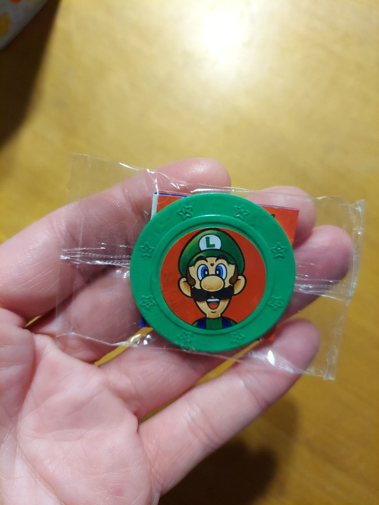 Super Mario Super Rare Green Luigi Coin Wonder Ball BRAND NEW SEALED