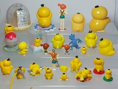 Set of 25 Psyduck Misty Pokemon Figure Tomy T-ARTS Bandai Banpresto 0.5-2.6in