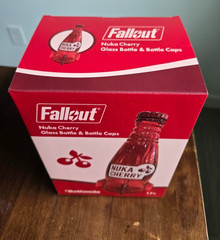 Fallout Nuka Cola Cherry Glass Rocket Bottle & 10 Bottle Caps NEW