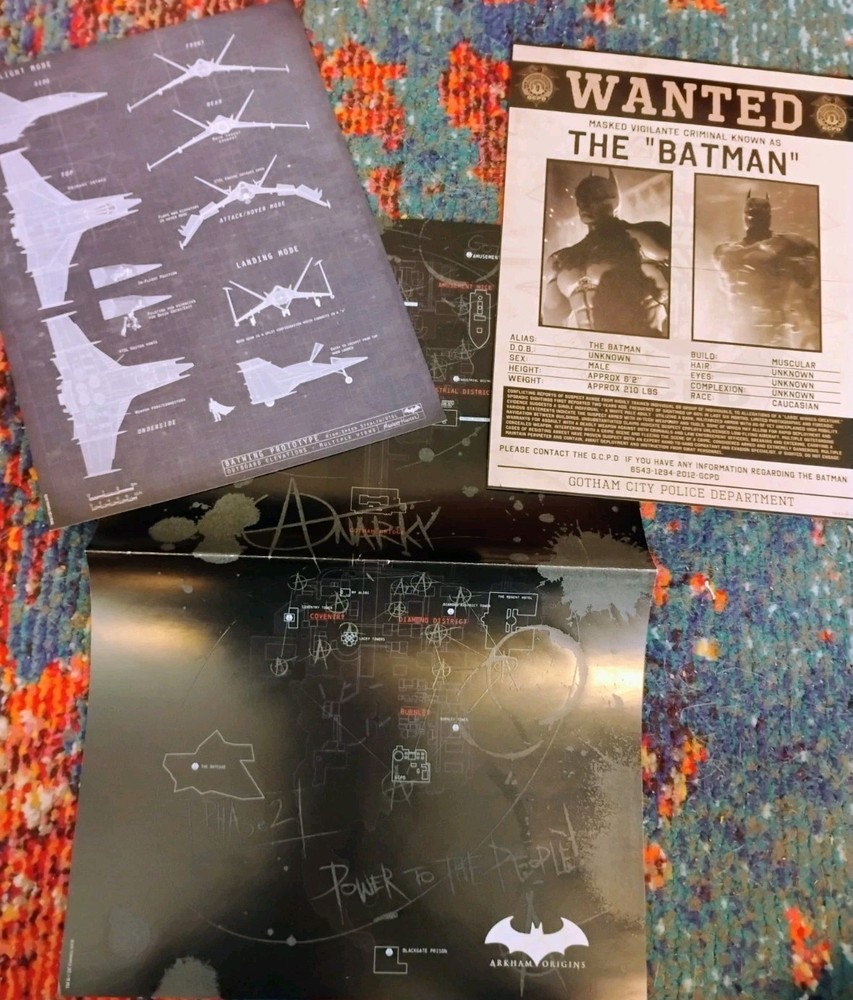 Batman Arkham Origins Collectors Edition Glow In Dark Map Batwing Blueprint Lot