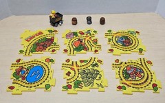 Rare Vintage 1998 Japanese Nintendo Donkey Kong Country Minecart Wind-Up Toy Set