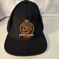 Five Nights at Freddy’s Freddy Fazbear’s Pizza Snapback Hat FNAF NWOT Adult