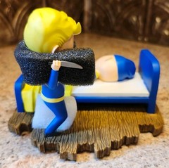 Fallout Vault Boy Mr. Sandman Statue Technicolor Color Variant limited edition