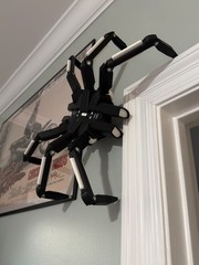 Arc Raiders Tick Life Size 3D print with Articulating Arms / Wall mount