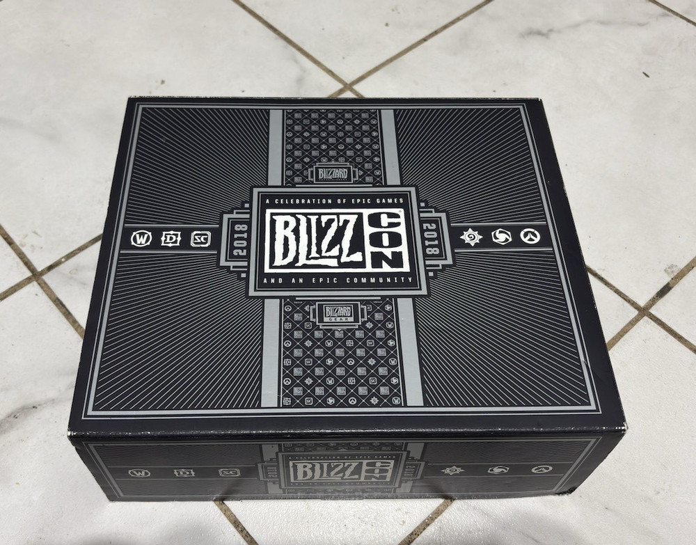 Blizzard BlizzCon 2018 Collectibles Box Set Hearthstone 2018
