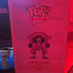 Funko Pop! Games Overwatch D.Va with Meka #177 Vinyl Figure, 2017