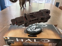 RARE Halo: UNSC Pillar of Autumn Ship Replica by Dark Horse Deluxe