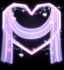 Royale High – Crystal Heart Throne Halo – Ready / Pre-order