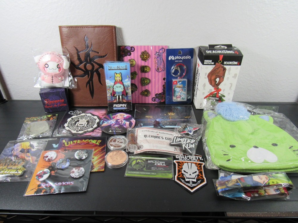 Video Game Merchandise Lot COD Ni No Kuni DeadRising Dragon Quest Reverie MORE