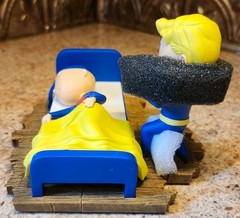 Fallout Vault Boy Mr. Sandman Statue Technicolor Color Variant limited edition
