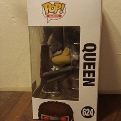 Funko Pop! Games Queen 624 Exclusive Vinyl Figure Persona 5