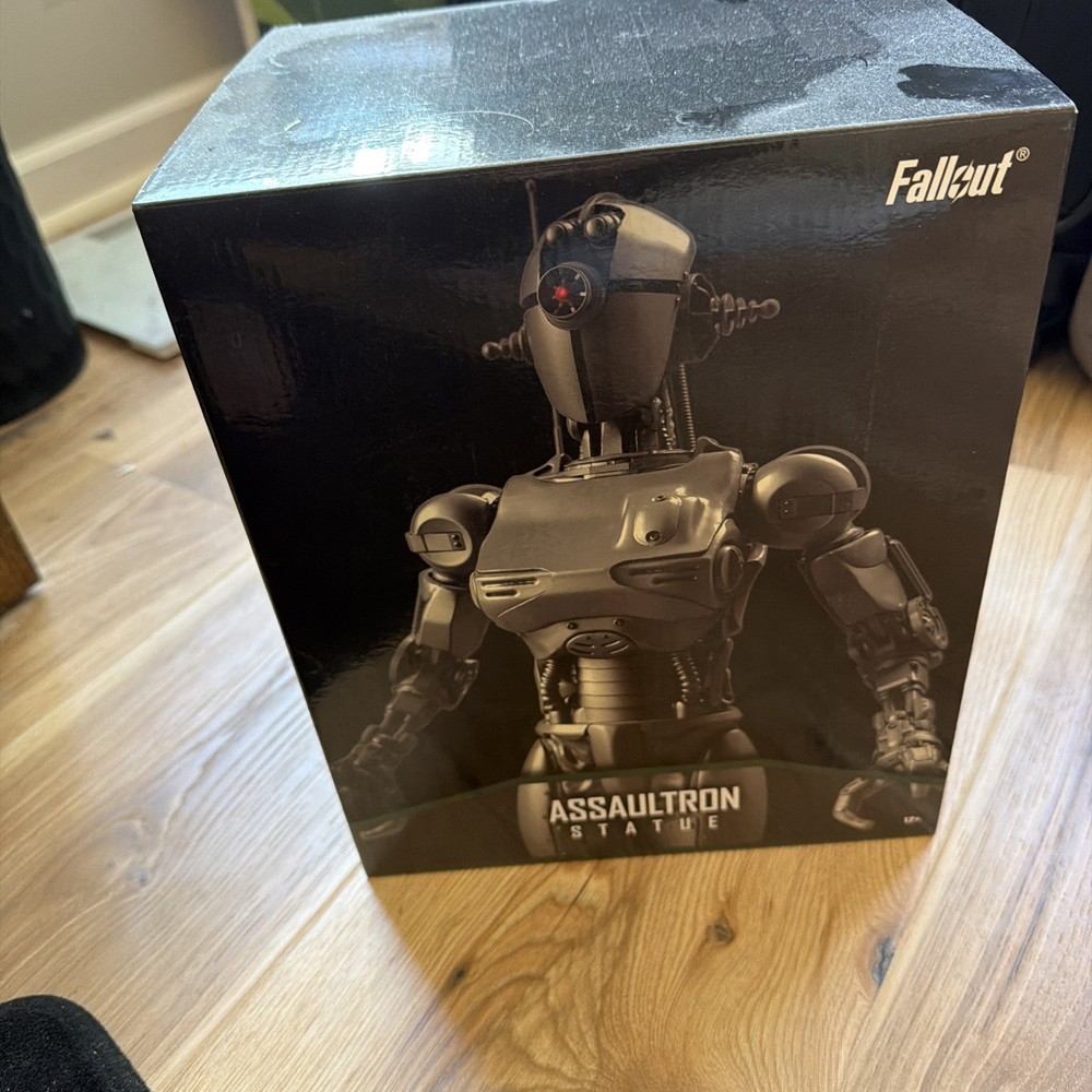 Fallout Bethesda Assaultron Dominator Statue Black #173 Of 200