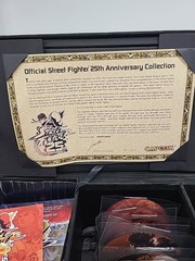 Street Fighter 25th Anniversary Collection — Collector set box & extras (NO GAME