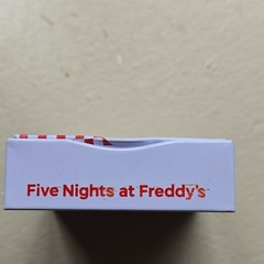 Boston America Five Nights at Freddy’s Freddy Fazbear Pizza Slices Orange Sours
