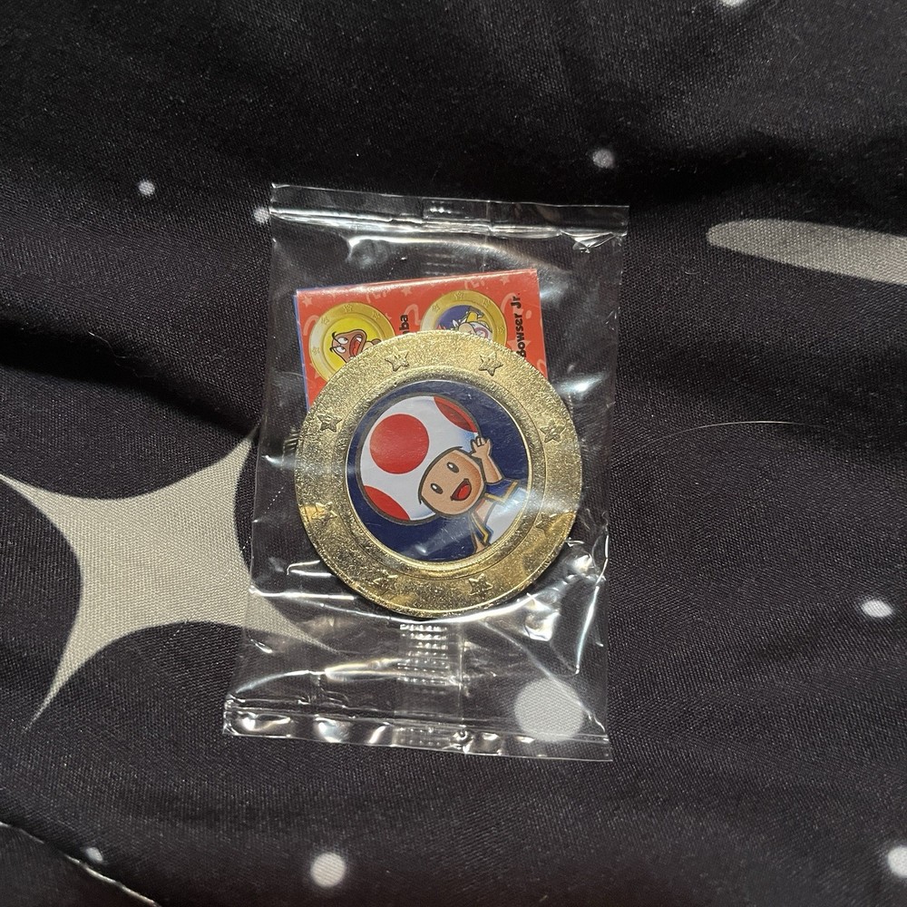 Super Mario Bros Wonder Ball Toad Gold Coin