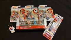 Bundle of 6 Mario Toys, 5 Boxed, Hot Wheels, Pez, Yoshi, Toad, Waluigi, Kart