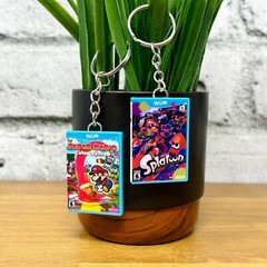 Mini Wii U Game Case Keychains, Miniature Nintendo Wii U Cover Art, Gamer Gift