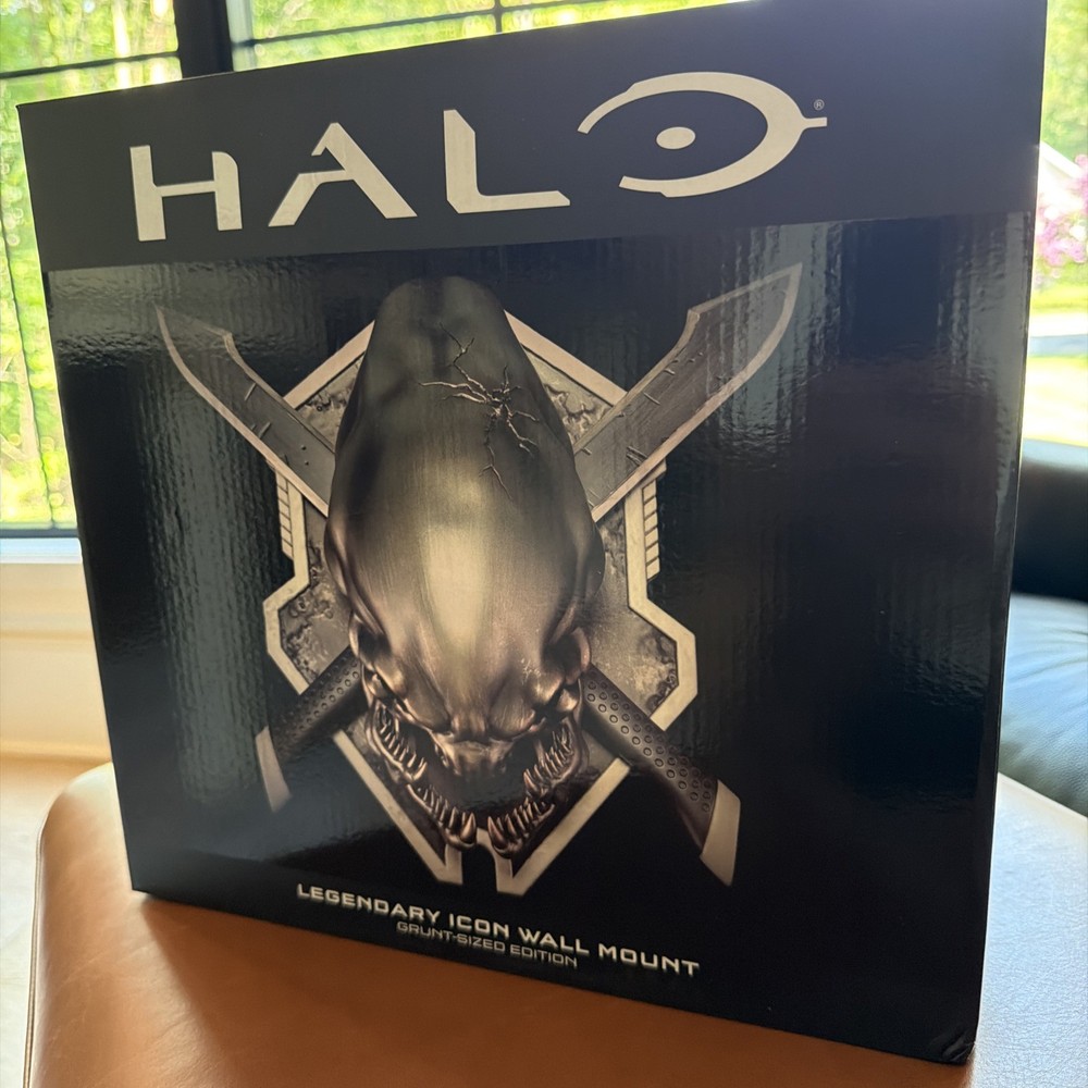 Brand New Halo Legendary Icon Sculpture Grunt Edition Wall Mount