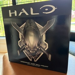 Brand New Halo Legendary Icon Sculpture Grunt Edition Wall Mount