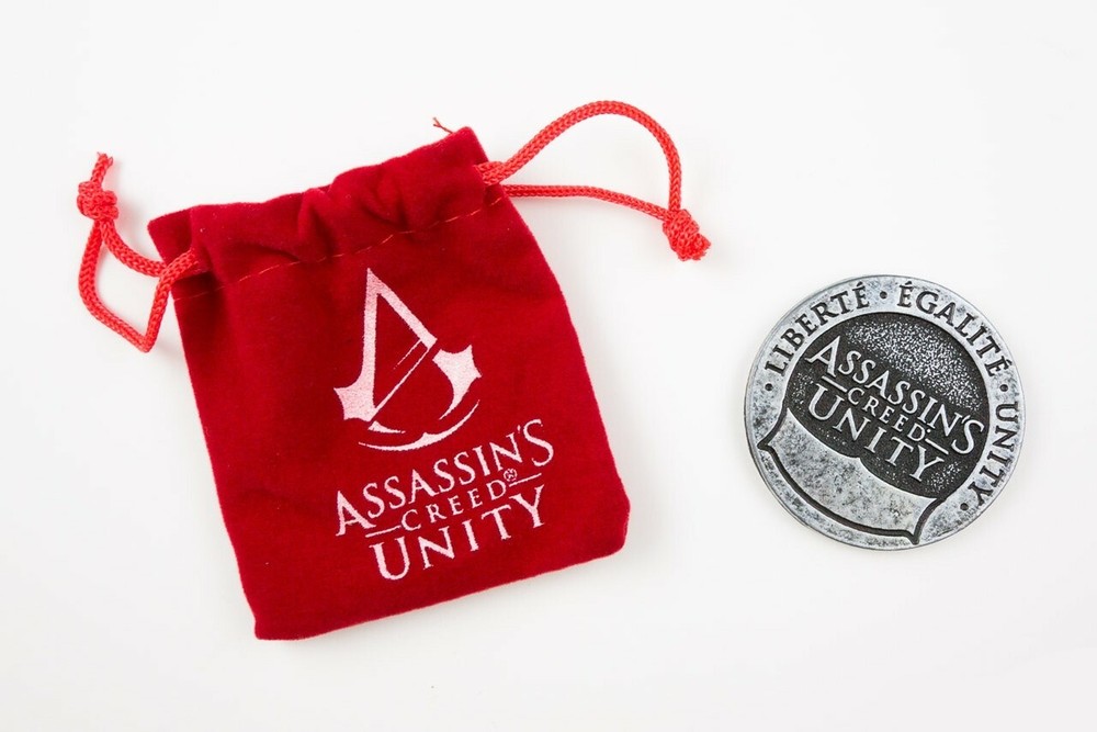 Assassin’s Creed Unity Coin with Velvet Pouch Loot Crate Nov. 2014 EXCLUSIVE